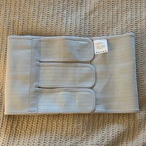 Frida Mom postpartum support band